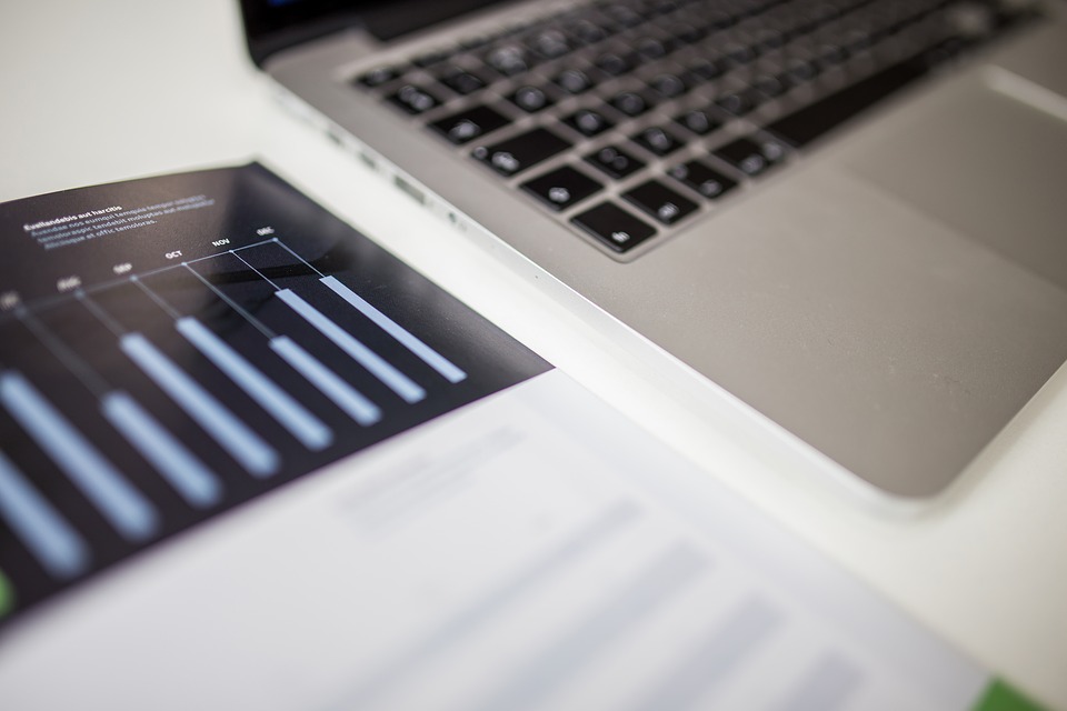 Business analysis from Gatwick Airport with projected growth