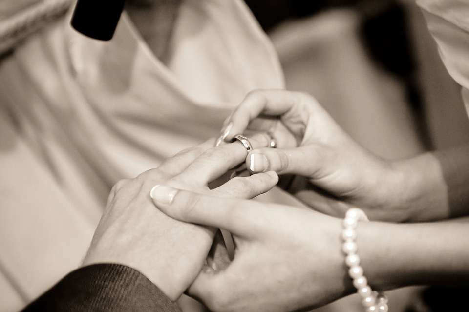 Gatwick Airport marriage proposal